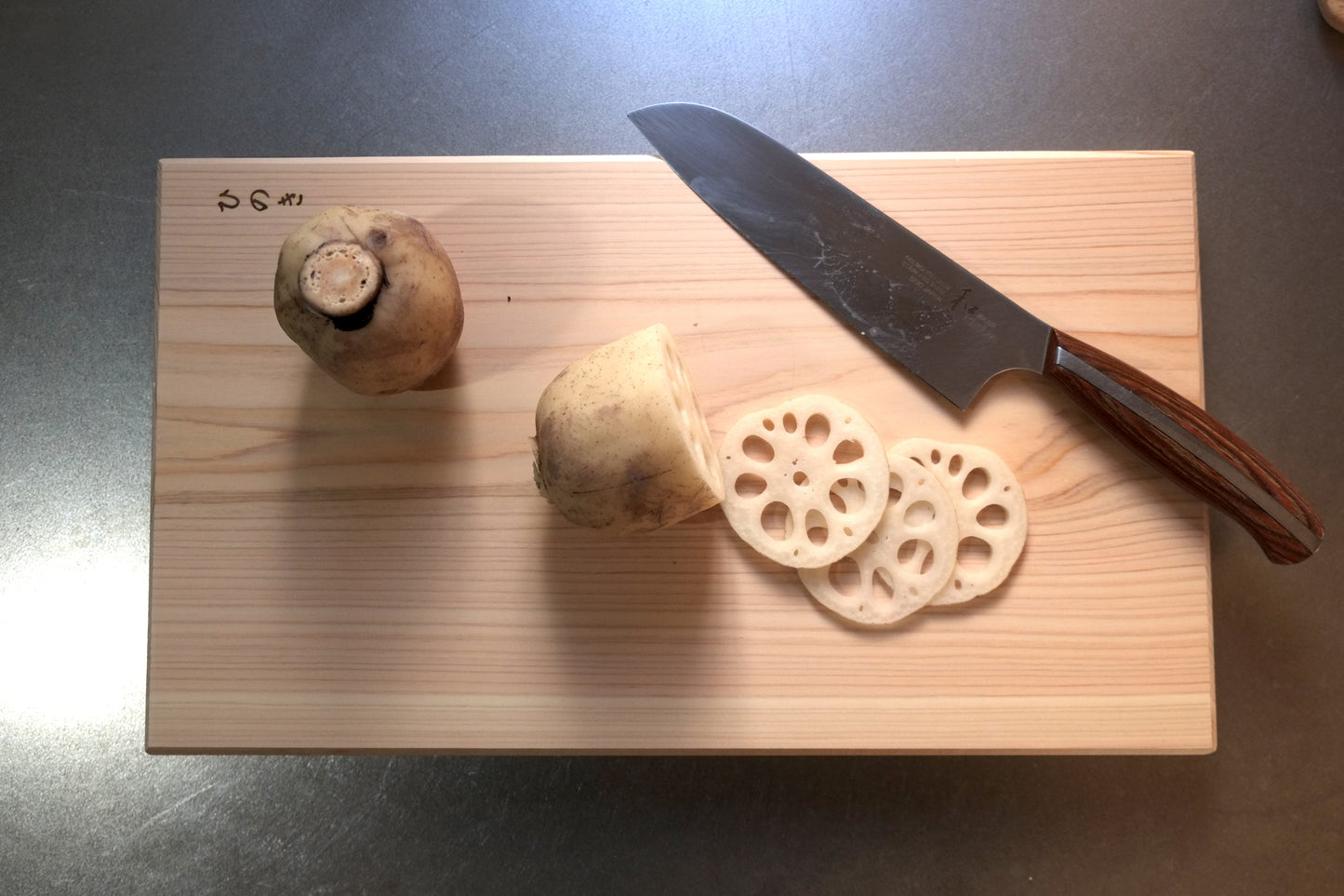 Hinoki Cutting Board
